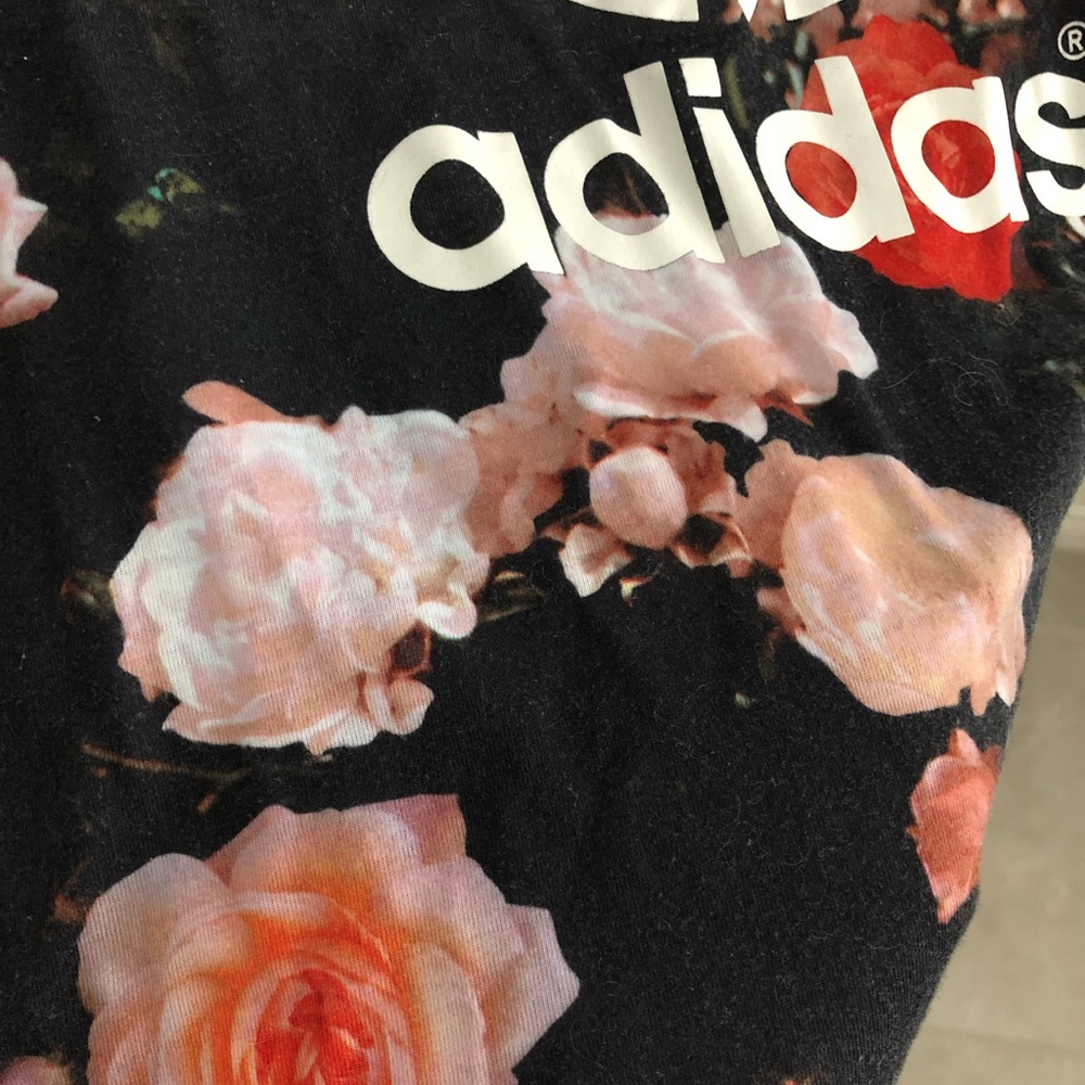 Adidas roses T shirt